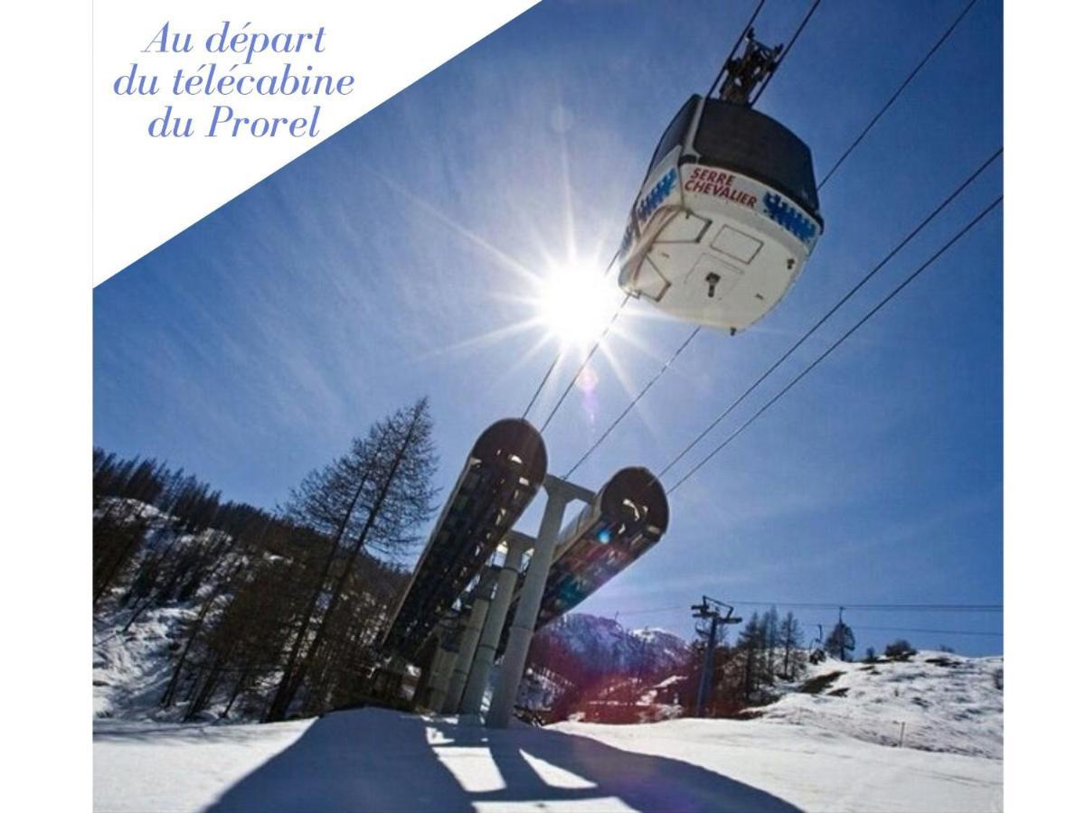 Le Prorel Au Pied Du Telecabine *