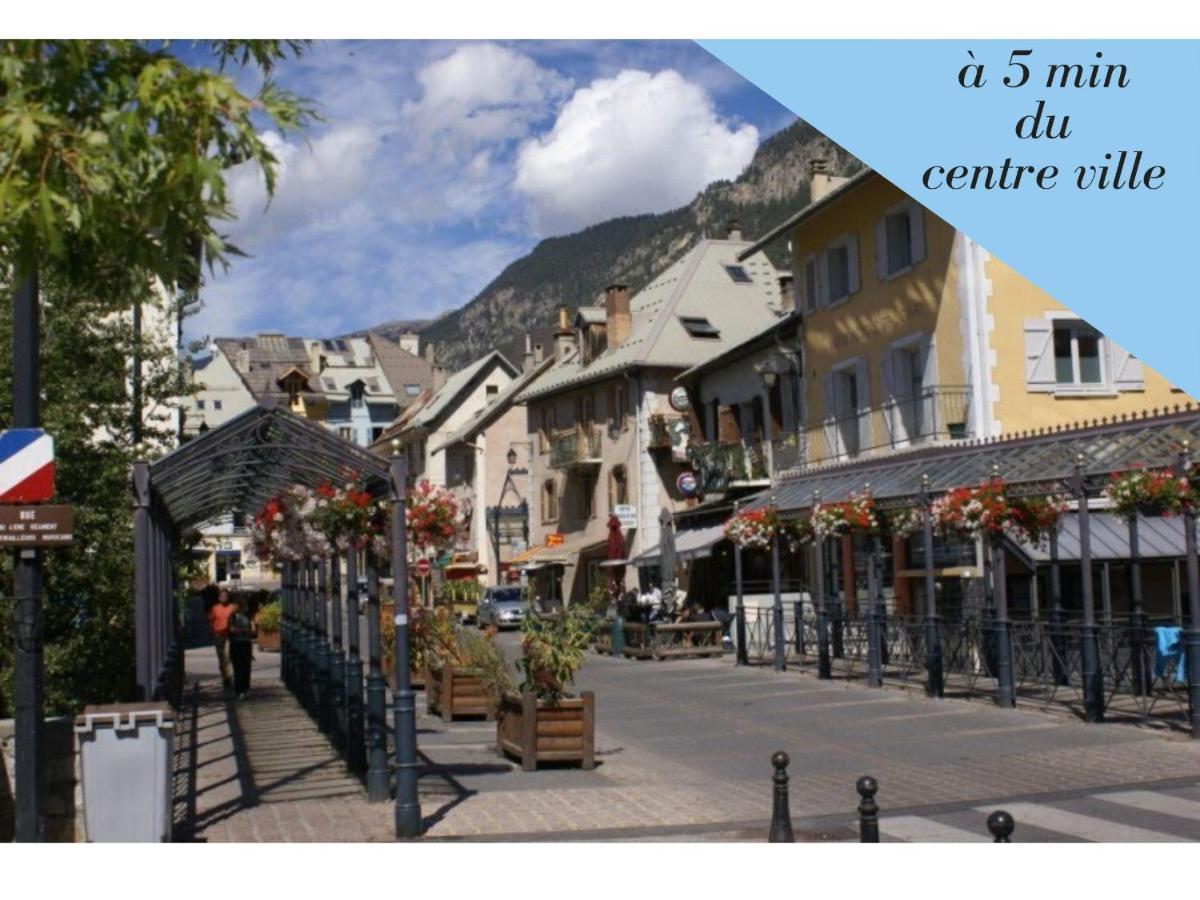 Le Prorel Au Pied Du Telecabine Briancon (Hautes-Alpes)